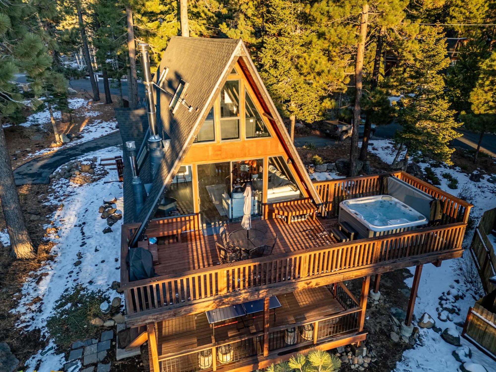 A-Frame Cabin With Hot Tub & Close To Lake Tahoe Tahoe City Eksteriør bilde